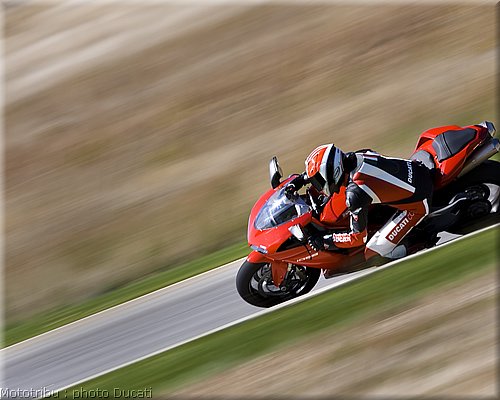 0020_ducati_1098_2008_action_018.JPG