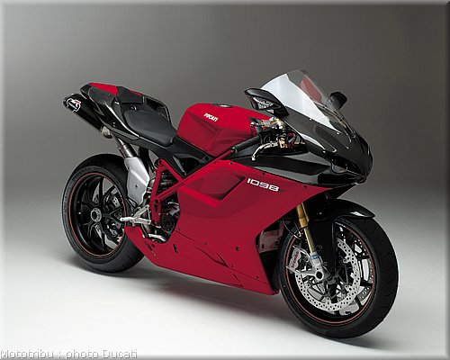 0039_ducati_1098_2008_static_003.jpg