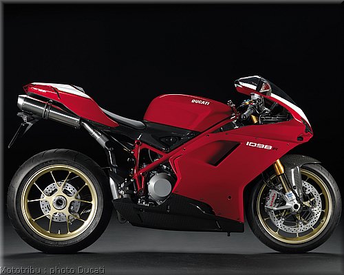 0050_ducati_1098_2008_static_014.jpg