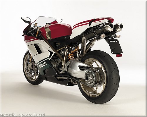0072_ducati_1098_2008_static_036.JPG