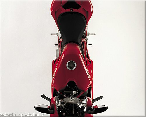 0087_ducati_1098_2008_static_051.jpg