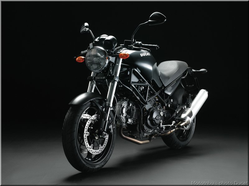 ducati_695_2008_2