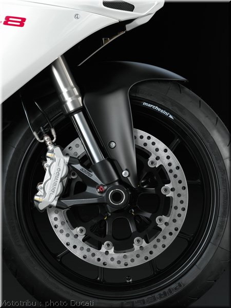 031_ducati_848_2008_detail_4