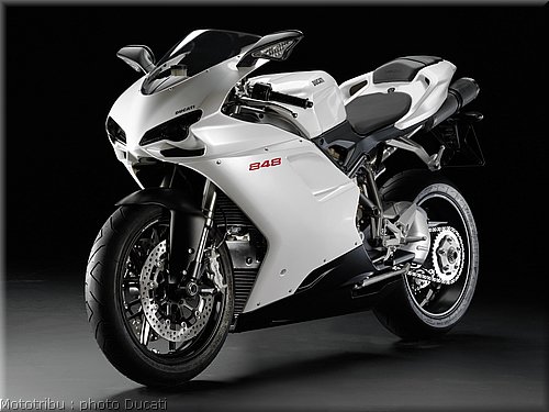 012_ducati_848_2008_static_001.jpg