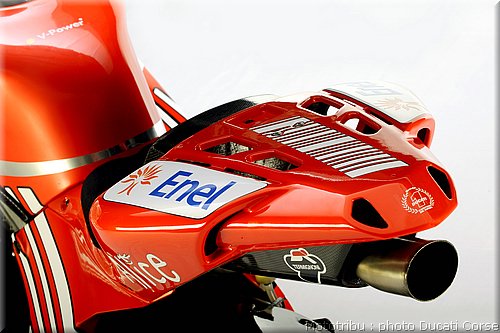 ducati-gp8-009.jpg