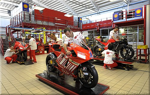 ducati-gp8-027.jpg