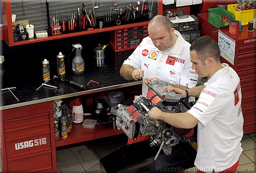 ducati-gp8-028.jpg