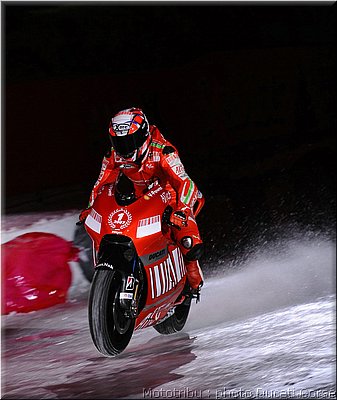 ducati-gp8-032.jpg