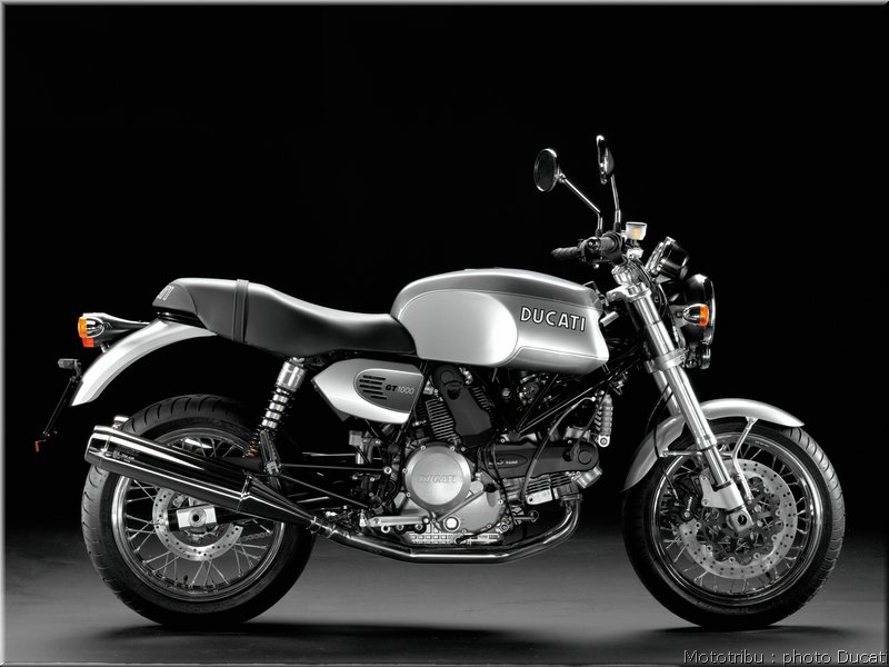 ducati_gt1000_2008_004