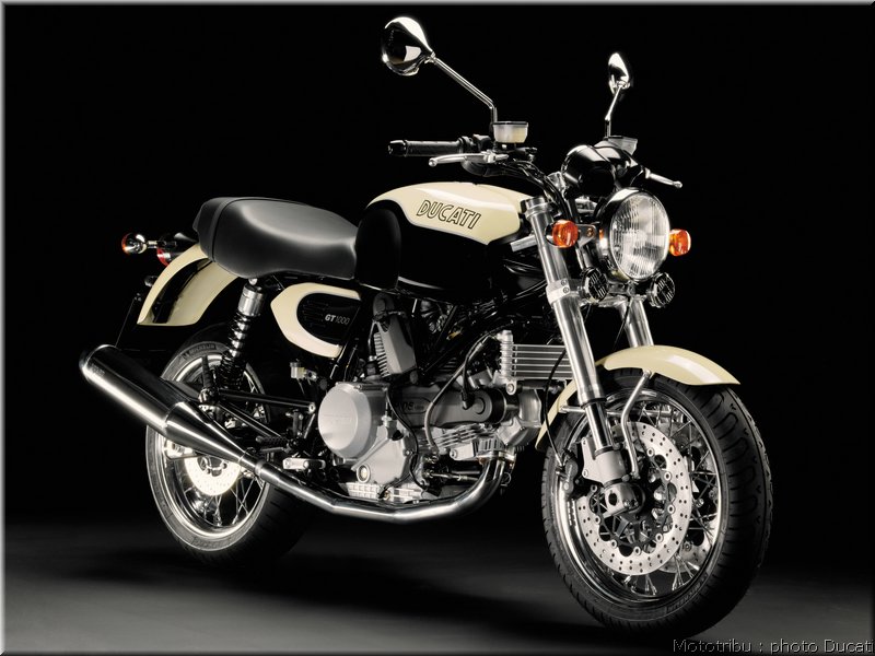 ducati_gt1000_2008_007