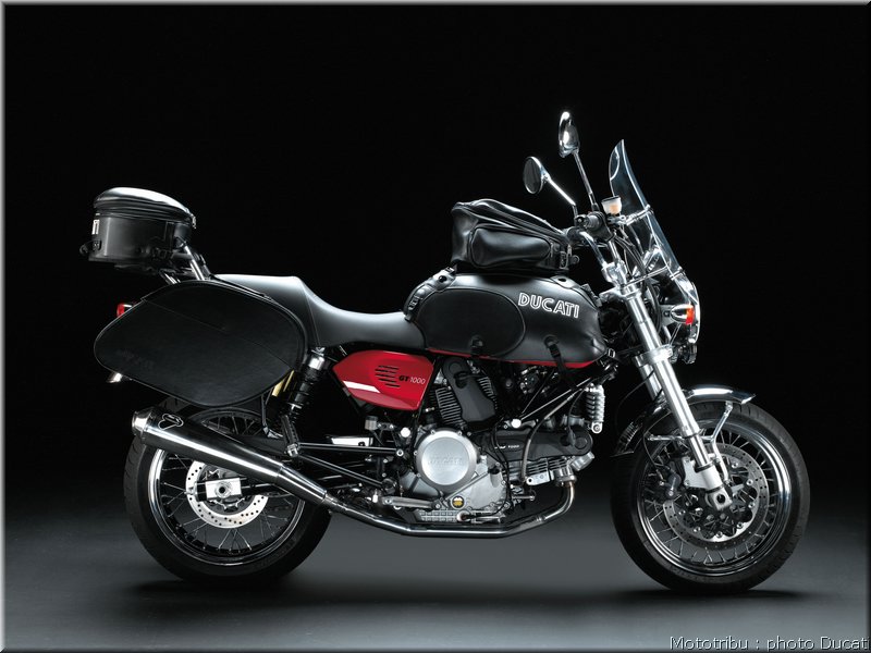 ducati_gt1000_2008_010