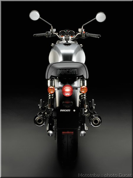 ducati_gt1000_2008_011