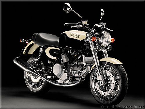 ducati_gt1000_2008_007.jpg