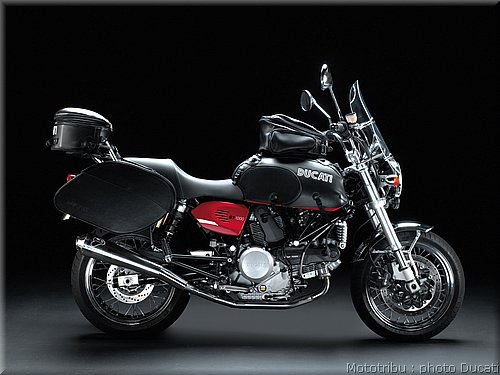 ducati_gt1000_2008_010.jpg