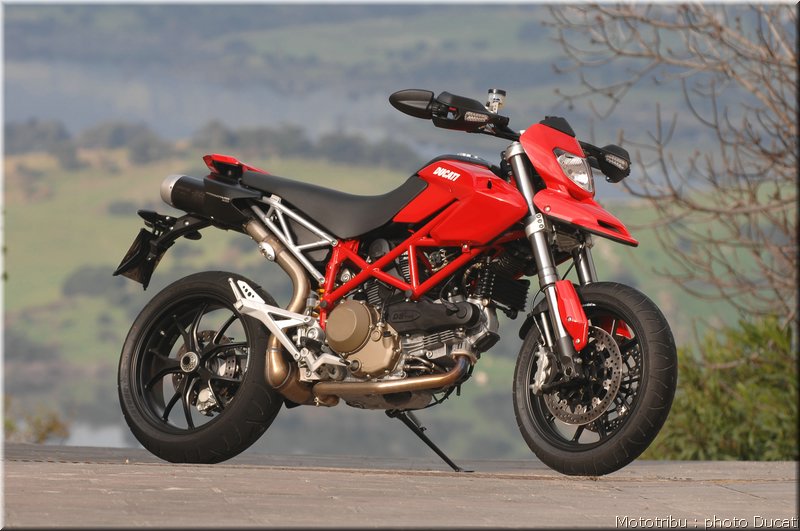 ducati_hypermotard_2008_031