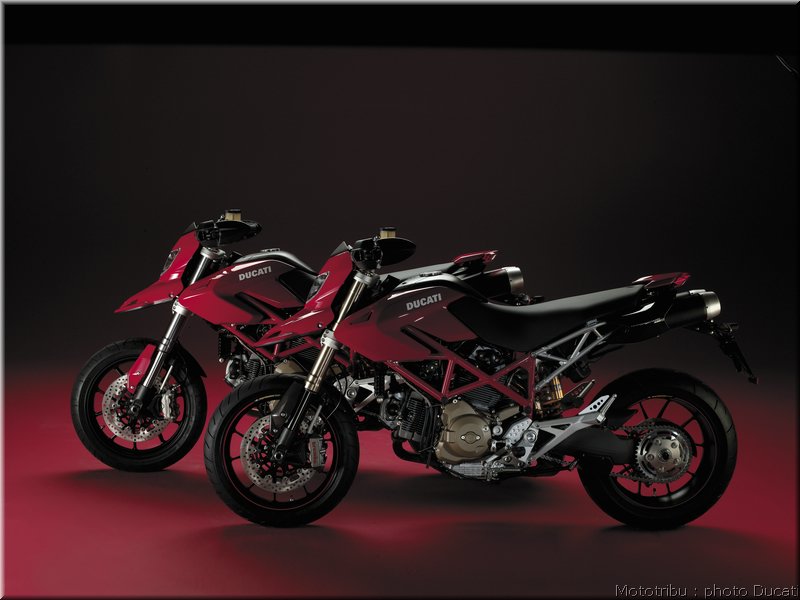 ducati_hypermotard_2008_044