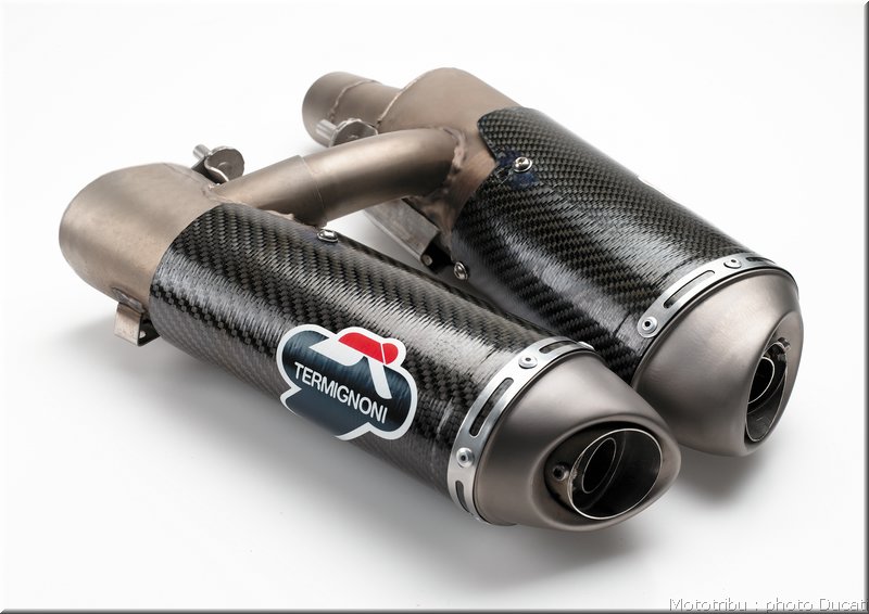 ducati_hypermotard_2008_063