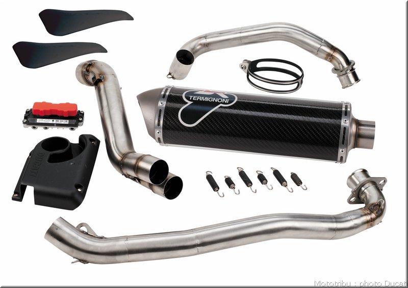 ducati_hypermotard_2008_064