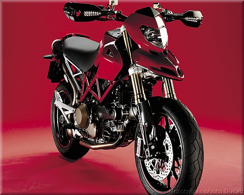ducati_hypermotard_2008_048.jpg