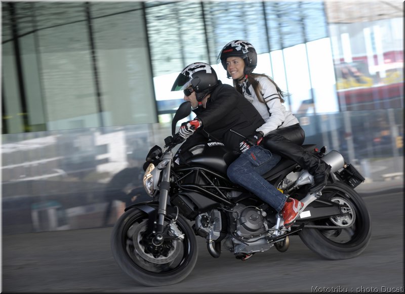 ducati_monster2008_09