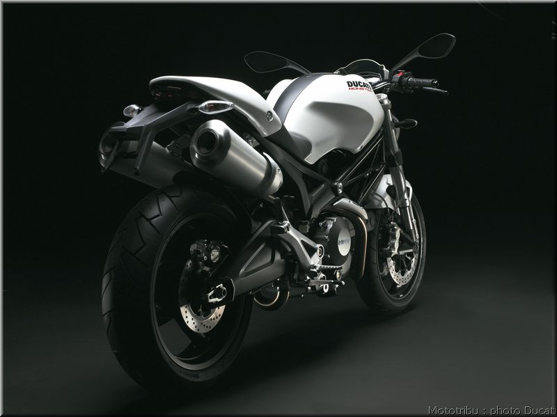 ducati_monster2008_21