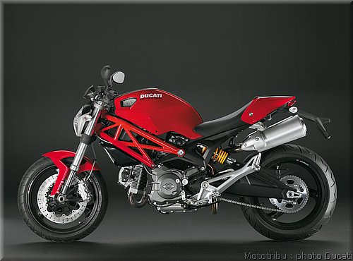 ducati_monster2008_18.jpg