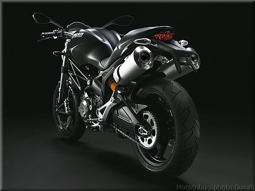 ducati_monster2008_24.jpg