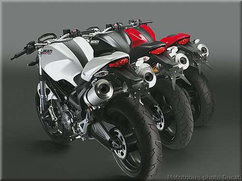 ducati_monster2008_25.jpg