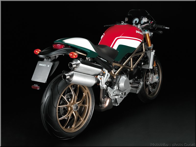 ducati_s4rs_2008_1