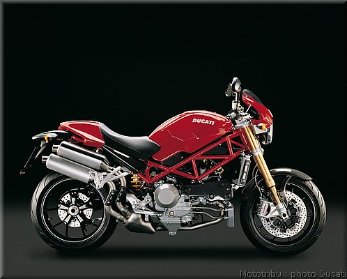 ducati_s4rs_2008_5.jpg