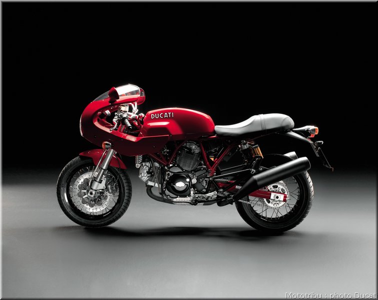 ducati_sport_2008_3