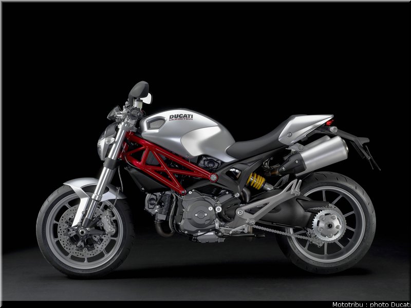 ducati_monster1100_2009_028