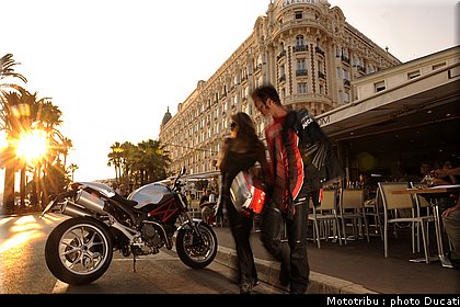 ducati_monster1100_2009_009.JPG