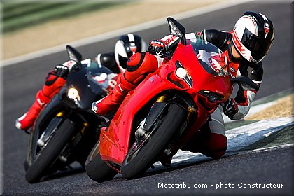 ducati_1198_1198s_2009_009.jpg