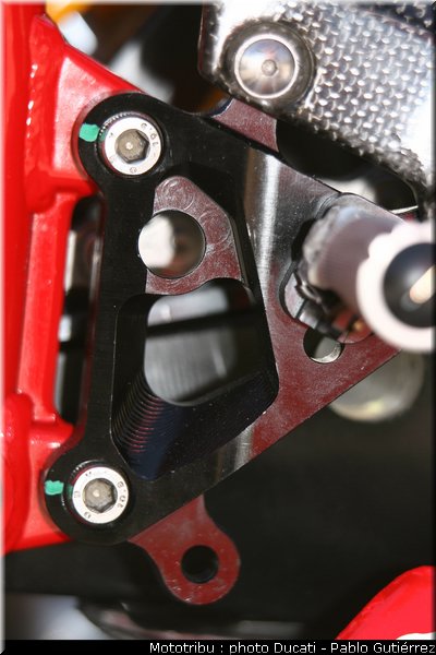 ducati_1198_sbk_2009_035