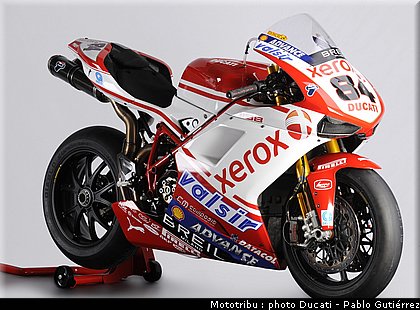 ducati_1198_sbk_2009_007.jpg