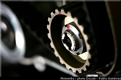 ducati_1198_sbk_2009_057.jpg