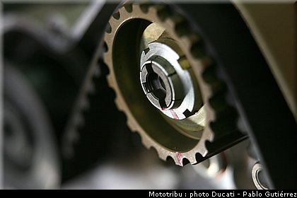 ducati_1198_sbk_2009_058.jpg