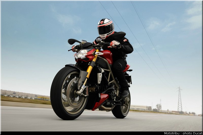 ducati_streetfighter2009_009