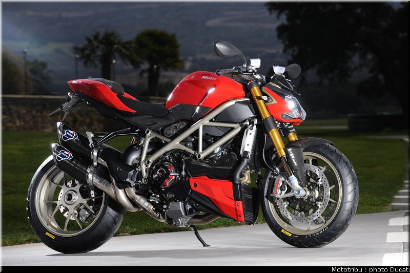 ducati_streetfighter2009_017