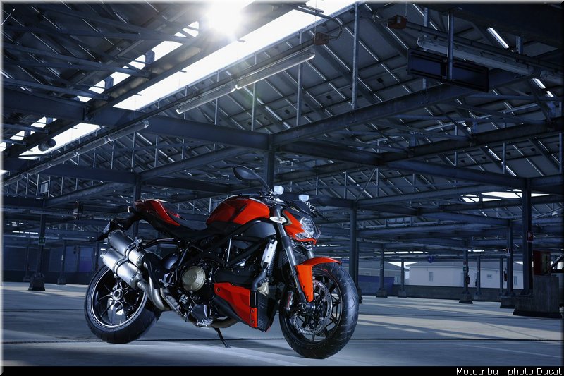 ducati_streetfighter2009_023