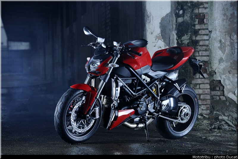 ducati_streetfighter2009_028