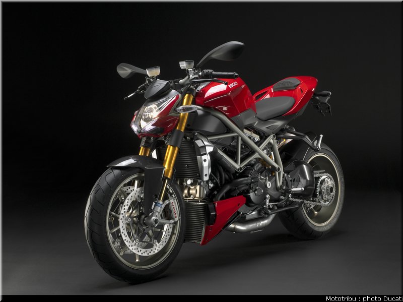 ducati_streetfighter2009_033