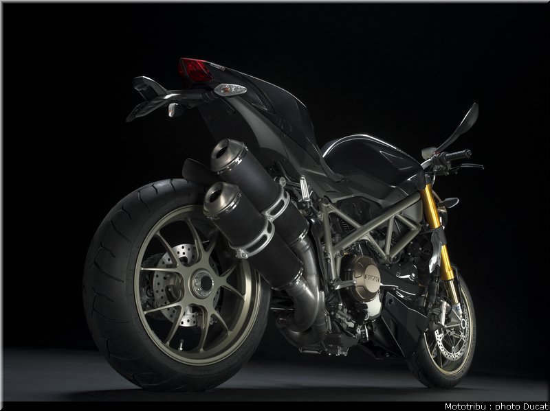 ducati_streetfighter2009_037