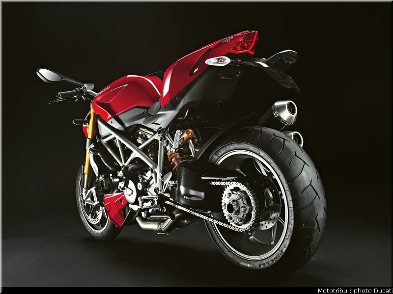 ducati_streetfighter2009_044