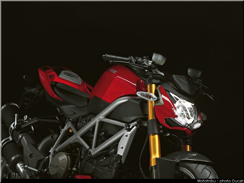 ducati_streetfighter2009_050