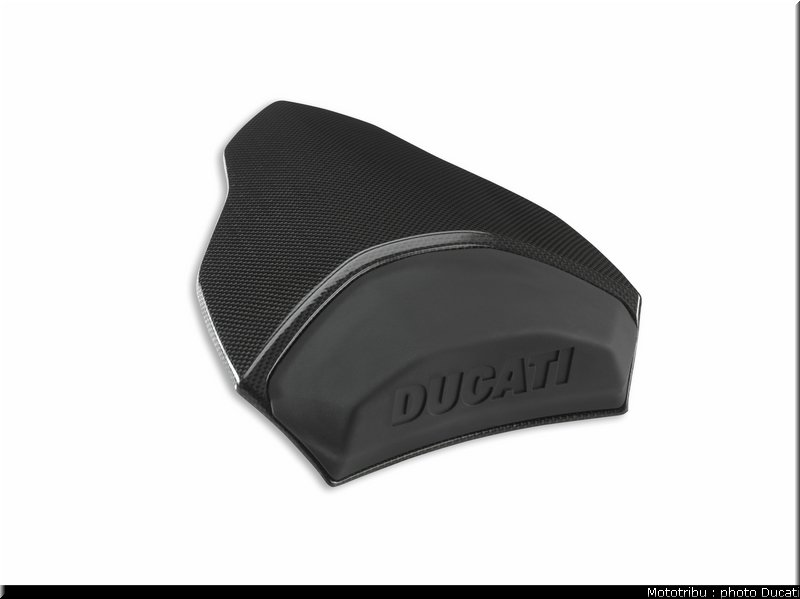 ducati_streetfighter2009_068