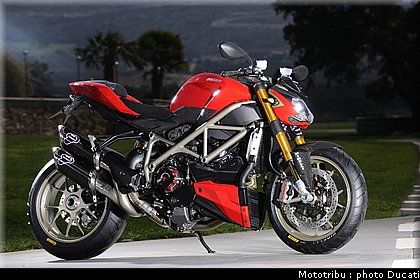 ducati_streetfighter2009_017.JPG