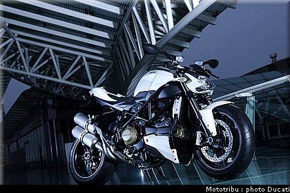 ducati_streetfighter2009_019.jpg