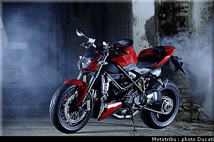 ducati_streetfighter2009_027.jpg